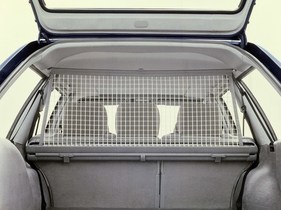 Mercedes-Benz 300 TE (1985) - Schutz für die Insassen vor herumfliegendem Gepäck