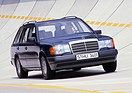 Bild: Mercedes-Benz 300 TE (1985) - auf der Teststrecke