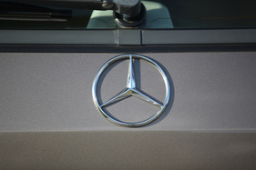 Mercedes-Benz 300 TE 4Matic (1987) - der Stern am Heck