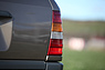 Mercedes-Benz 300 TE 4Matic (1987) - stehende Rückleuchten, natürlich geriffelt (© Bruno von Rotz, 2020) Mercedes-Benz 300 TE 4Matic (1987) - stehende Rückleuchten, natürlich geriffelt (© Bruno von Rotz, 2020)