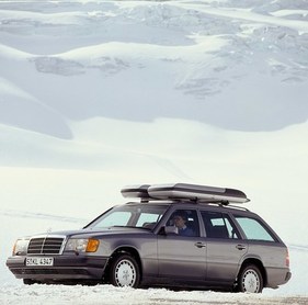 Mercedes-Benz 300 TE 4Matic (1990) - unterwegs im Schnee