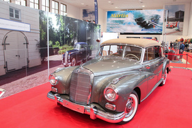 Mercedes-Benz 300 d Cabrioelt (1961) - angeboten für EUR 189'000 - Motorworld Classics Berlin 2019