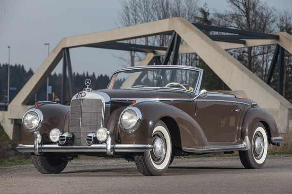 Bild Mercedes-Benz 300S (1954) - wird an der Fischer Classic Car Auktion vom 28. Mai 2016 an der Swiss Classic World Luzern angeboten