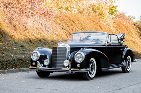 Mercedes-Benz 300S Cabriolet (1954) - als Lot 066 angeboten an der Artcurial Rétromobile Versteigerung in Paris am 8. Februar 2019 (1954)