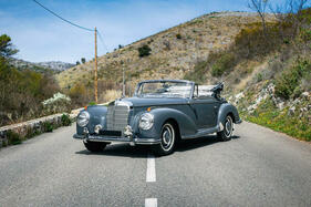 Mercedes-Benz 300S Cabriolet (1955) - als Lot 128 angeboten an der Bonhams 'Les Grandes Marques à Monaco’ Versteigerung am 13. Mai 2022 (1955)