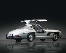Mercedes-Benz 300SL Gullwing (1955) - versteigert als Lot 142 an der RM Auction "Don Davis Collection" am 27. April 2013