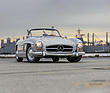 Bild: Mercedes-Benz 300SL Roadster (1957) - als Lot 030 an der Bonhams Scottsdale Versteigerung am 16. Januar 2020