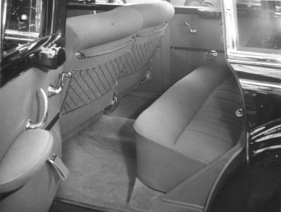 Mercedes-Benz 300a (1955) - schwellende Sitze - vorbildliche Karosseriearbeit - Genfer Automobilsalon 1955
