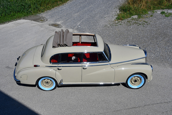 Mercedes-Benz 300b Adenauer (1955) - Lot 21 an der Oktober-Versteigerung der Oldtimer Galerie am 12. Oktober 2024