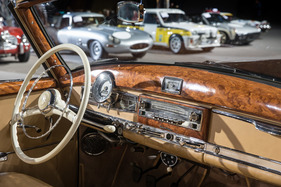 Mercedes-Benz 300b Cabriolet D (1953) - als Lot 402 an der Bonhams Versteigerung "Les grandes marques du monde au Grand Palais" in Paris 2017 (1953)