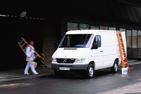 Mercedes-Benz 308 D Sprinter (1995) - as a panel van