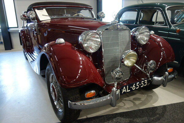Mercedes-Benz 320 A Cabriolet (1938) im Museum Ockhuisen Collectie – Eleganter Vorkriegs-Veteran