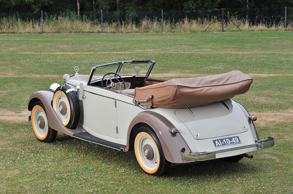 Mercedes-Benz 320 Cabriolet B (1938) – versteigert als Lot 104 durch RM Auction London 8./9. September 2013