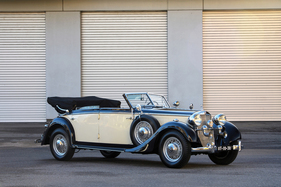 Mercedes-Benz 320 Cabriolet D (1938) - als Lot 103 an der RM/Sotheby's Versteigerung in Paris am 7. Februar 2018 Mercedes-Benz 320 Cabriolet D (1938) - als Lot 103 an der RM/Sotheby's Versteigerung in Paris am 7. Februar 2018