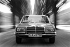 Mercedes-Benz 350 SE (1972) – mit 200 PS bei 1,8 Tonnen nicht ganz so rasant wie hier suggeriert