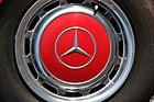 Mercedes-Benz 350 SL (1971) - Stahlräder mit schönen Radkappen