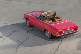 Mercedes-Benz 350 SL (1971) - der Kofferraum fasst über 250 Liter Gepäck