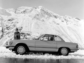 Mercedes-Benz 350 SL (1972) - standardmässig mit Stahlrädern und Radkappen