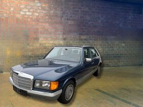 Mercedes-Benz 380 SE (1982) - an der Oldtimer-Versteigerung von Hörmann Verwertungen am 13. Dezember 2024