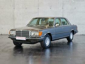 Mercedes-Benz 450 SEL 6.9 (1976) - als Lot 29 angeboten an der Dorotheum-Versteigerung an der Classic Expo Salzburg am 15. Oktober 2022
