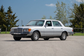 Mercedes-Benz 450 SEL 6.9 (1977) - Angeboten als Lot Nr. 2102 bei der 2021er Auburn-Fall-Auktion von RM Sotheby's