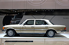 Mercedes Benz 450 SEL 6.9 (1980) - mit dem gewaltigen Hubraum von 6,9 Litern wurden 286 PS produziert, was für 225 km/h ausreichte, erstmals auch mit ABS erhältlich (Techno Classica 2013)