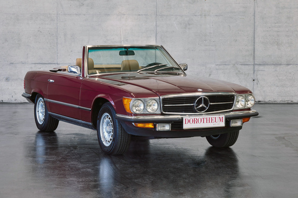 Bild: Mercedes-Benz 450 SL (1972) - als Lot 40 angeboten an der Dorotheum Versteigerung anlässlich der Classic Expo Salzburg 2021