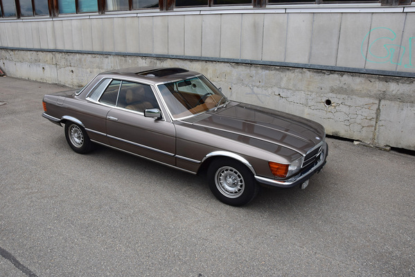 Mercedes-Benz 450 SLC (1976) - angeboten an der Versteigerung der Oldtimer Galerie in Toffen am 28. November 2015