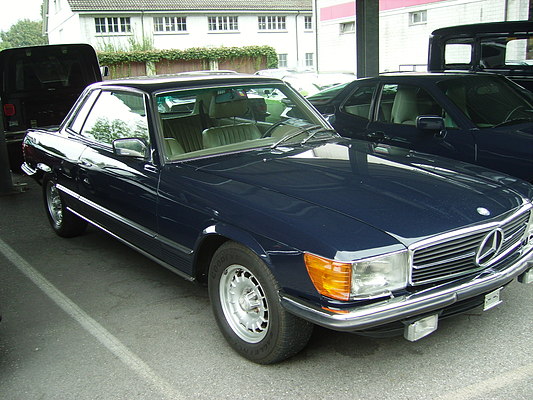 Mercedes-Benz 450 SLC (1979) - angeboten an der "Auktion Classic & Exklusiv Cars" im Salzhaus in Wangen an der Aare am 12./13. Oktober 2012
