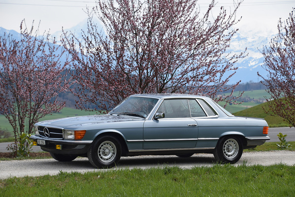 Bild: Mercedes-Benz 450 SLC 5.0 (1979) - als Lot 03 an der Versteigerung der Oldtimer Galerie auf dem Dolder am 16. Juni 2018