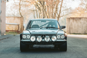 Mercedes-Benz 450 SLC 5.0 'Rallyewagen' (1979) - als Lot 192 angeboten an der RM/Sotheby's Versteigerung von Paris am 1. Februar 2023
