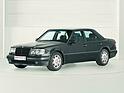 Mercedes-Benz 500 E AMG 6.0 (1991) - als Lot 74 angeboten an der Dorotheum "Klassische Fahrzeuge" Versteigerung vom 2. Juli 2022