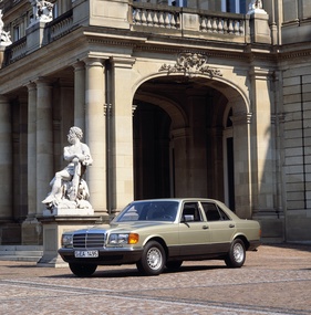 Mercedes-Benz 500 SE (1979) - mit den aufpreispflichtigen Alurädern