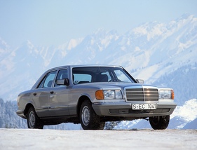 Mercedes-Benz 500 SE (1980) - im Schnee