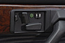 Mercedes-Benz 500 SE (1982) - einfach verständliche Schalter für die Sitzverstellung in der S-Klasse W 126 (© Daimler AG, 1982) Mercedes-Benz 500 SE (1982) - einfach verständliche Schalter für die Sitzverstellung in der S-Klasse W 126 (© Daimler AG, 1982)