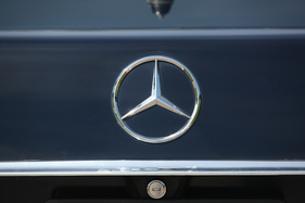 Mercedes-Benz 500 SE (1983) - ein schlichter Stern auf dem Heck