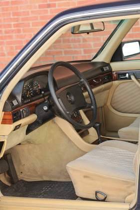 Mercedes-Benz 500 SE (1983) - geschäumtes Lenkrad