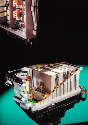 Mercedes-Benz 500 SE (1992) - Die S-Klasse der 90er erhielt als erstes Großserienauto ein CAN-Bus System (1992)