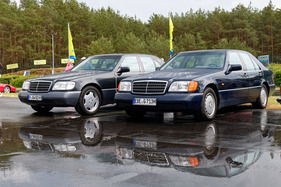 Mercedes-Benz 500 SE (1993) – H-Kennzeichen hin oder her, irgendwie ist die S-Klasse der Kohl-Ära noch nicht recht angekommen in der Oldtimer-Gemeinde – Oldtimer-Show Berlin 2024 (1993)