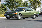 Mercedes-Benz 500 SEC (1982) - als Lot 107 angeboten an der Bonhams Quail Versteigerung am 19. August 2022
