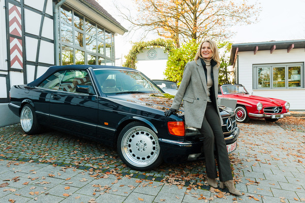 Bild: Mercedes-Benz 500 SEC Cabriolet - gezeigt am Essen Motor Show Classic & Prestige Salon 2025