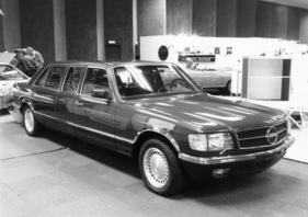 Mercedes Benz 500 SEL (1982) - am Genfer Automobilsalon von 1982 - bei SGS wird die Langlimousine zum 600 SGS 5.0