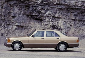 Mercedes-Benz 500 SEL (1986) - zweite Variante der "Sacco-Bretter"