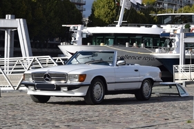 Mercedes-Benz 500 SL (1987) - als Lot 54 an der Artcurial-Versteigerung "Sur les Champs 11" in Paris am 5. November 2017
