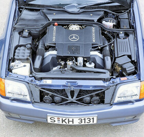 Mercedes-Benz 500 SL (1989) – mit Bosch K-Jetronic