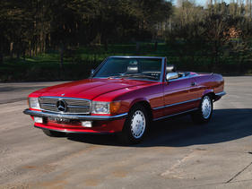 Mercedes-Benz 500 SL Roadster with Hardtop (1986) - als Lot 118 angeboten an der Bonhams Mercedes-Benz-Versteigerung in Stuttgart am 19. März 2016