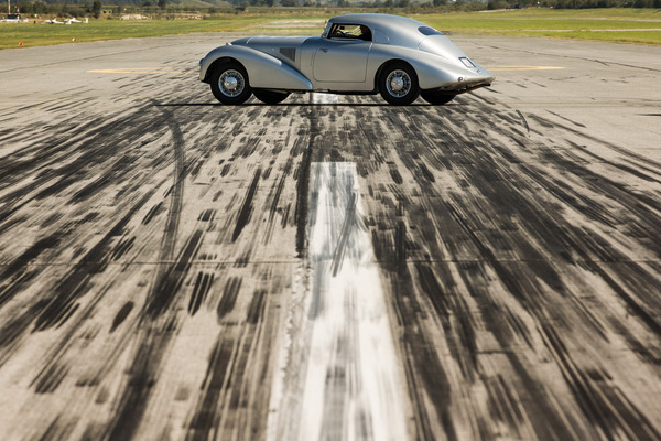 Mercedes-Benz 540 K (1938) - Kilomètre Lancé 2023