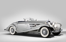 Mercedes Benz 540 K Spezial Roadster (1937) - angeboten an der RM Auktion von Monterey vom 19. und 20. August 2011