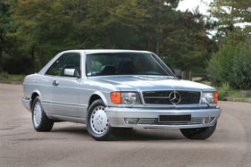 Mercedes-Benz 560 SEC (1986) - als Lot 40 an der Artcurial Mercedes-Versteigerung in Paris am 15. Oktober 2017