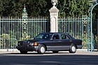 Mercedes-Benz 560 SEL Blindée (1990) - als Lot 37 an der Artcurial Mercedes-Versteigerung in Paris am 15. Oktober 2017